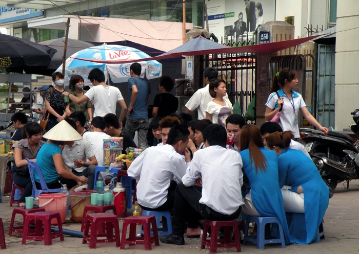 베트남 길거리 카페(사진=VNA 사이트 캡처) 