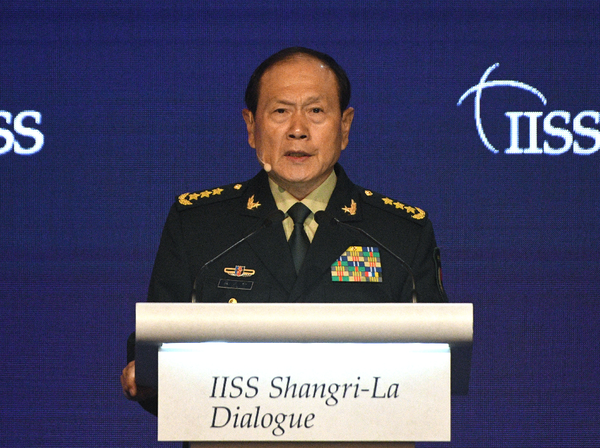 웨이펑허(魏鳳和) 중국 국무위원 겸 국방부장이 싱가포르에서 열린 제19차 아시아 안보회의(샹그릴라 대화)에서 발언하고 있다.(사진=연합뉴스)